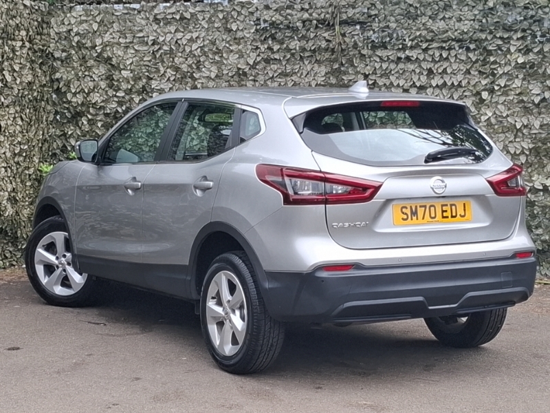 Nissan Qashqai 1.3 Dig-t 160 157 Acenta Premium Dct Silver #2