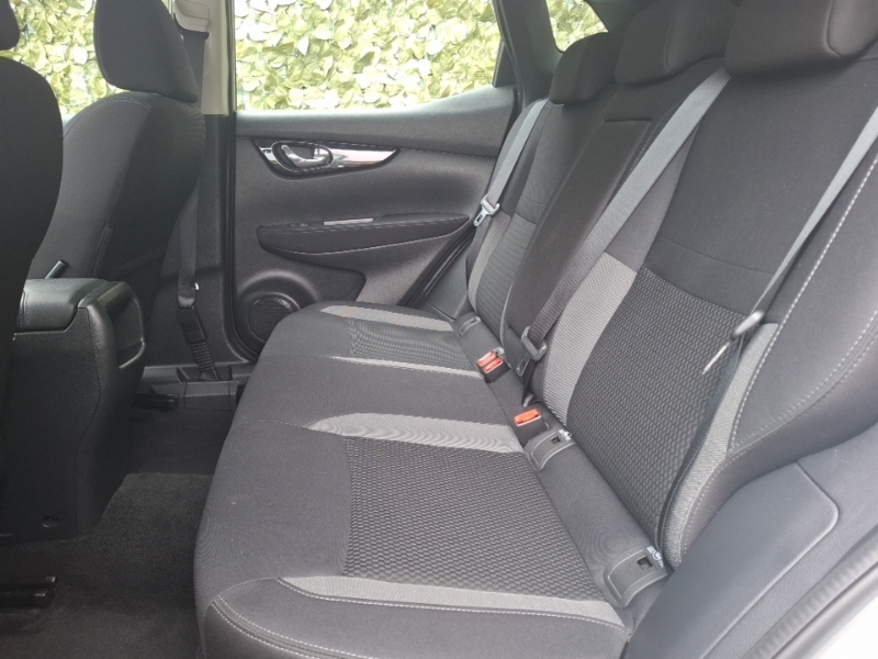 Nissan Qashqai 1.3 Dig-t 160 157 Acenta Premium Dct Silver #6