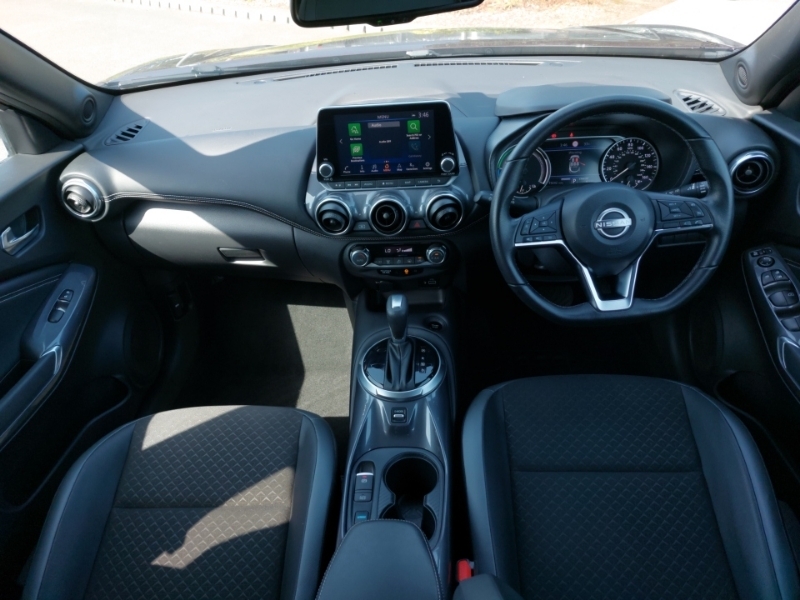 Nissan Juke 1.6 Hybrid N-connecta Red #3