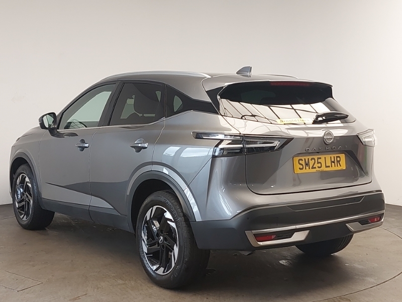 Nissan Qashqai 1.3 Dig-t Mh 158 N-connecta Glass Rf Xtronic Grey #2