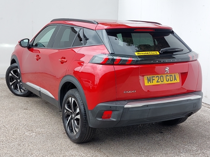 Peugeot 2008 1.2 Puretech Allure Red #2