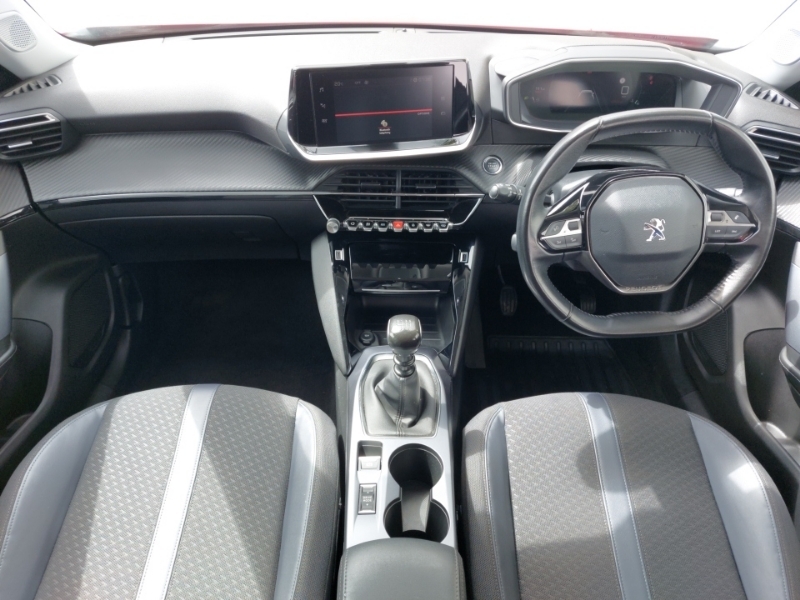 Peugeot 2008 1.2 Puretech Allure Red #3