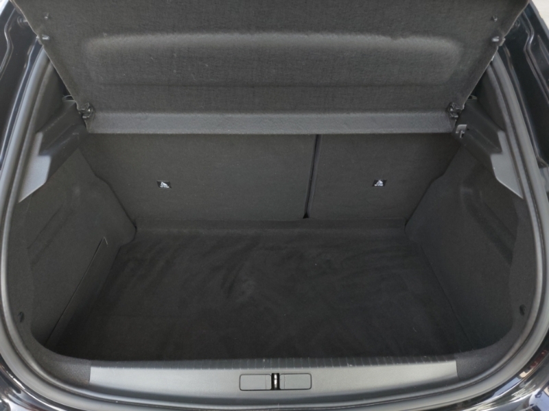 Peugeot 208 Hatchback Blue #18