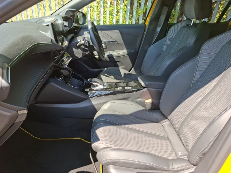 Peugeot 208 1.2 Puretech 100 Gt Eat8 Yellow #5