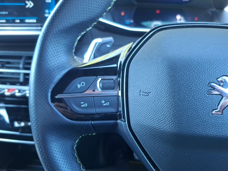 Peugeot 208 1.2 Puretech Active Premium Grey #12