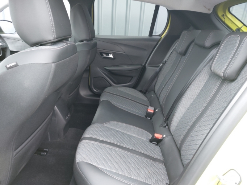 Peugeot 208 1.2 Puretech 100 Allure CP25KWO Yellow #6