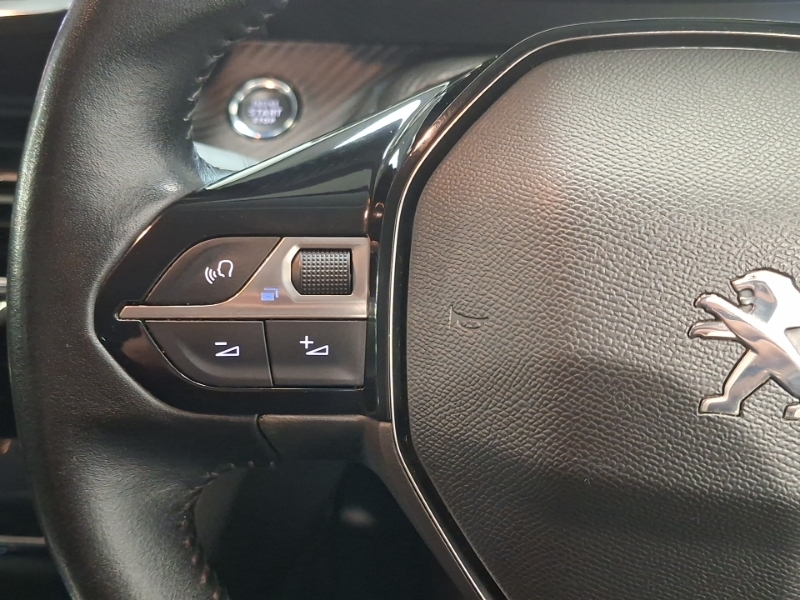 Peugeot 208 1.2 Puretech Active Premium #12
