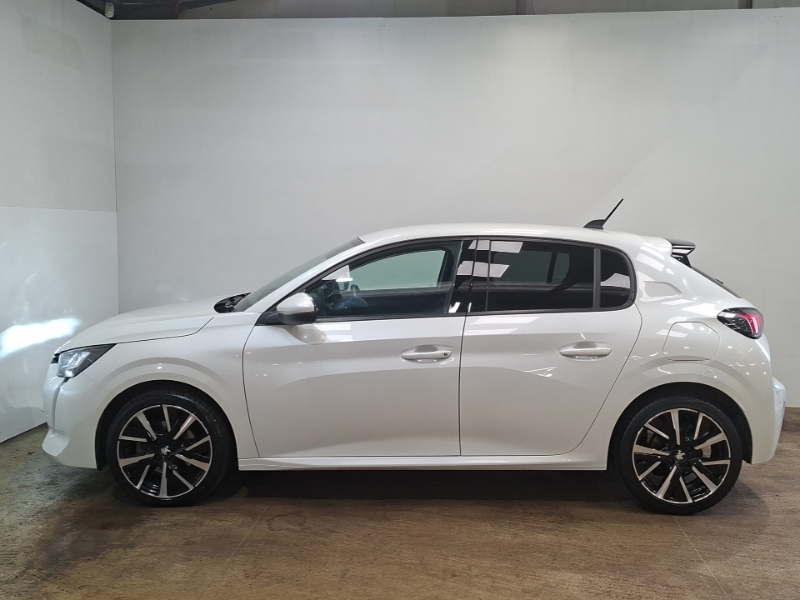 Peugeot 208 1.2 Puretech 100 Allure White #4