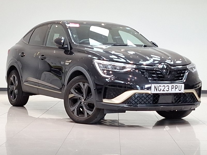 Renault Arkana 1.6 E-tech Full Hybrid 145 Engineered Black