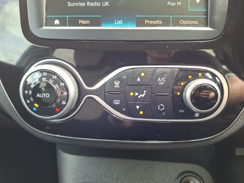 Renault Captur 0.9 Tce Energy Iconic Black #15