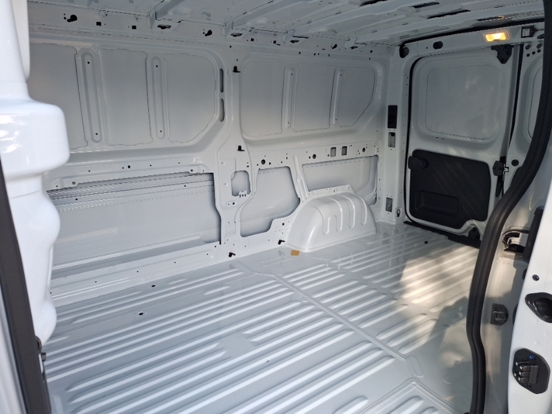 Renault Trafic Ll30 Blue Dci 130 Advance Safety Van White #6