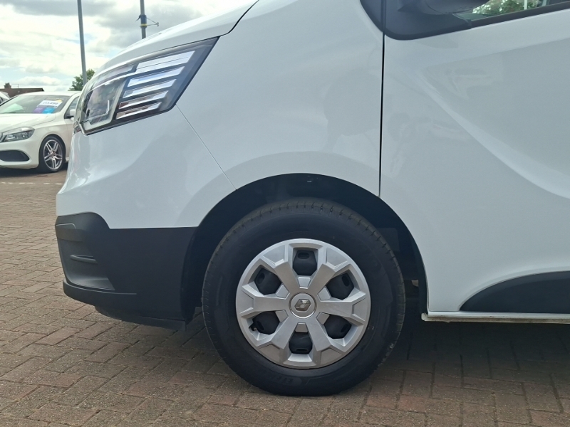 Renault Trafic Sl30 90Kw 52Kwh White #19