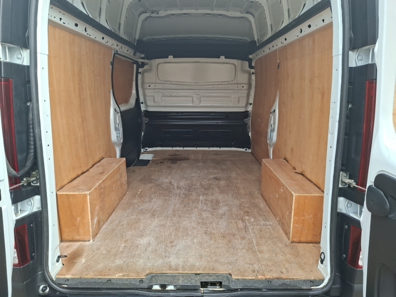 Renault Trafic Sl30 90Kw 52Kwh White #18