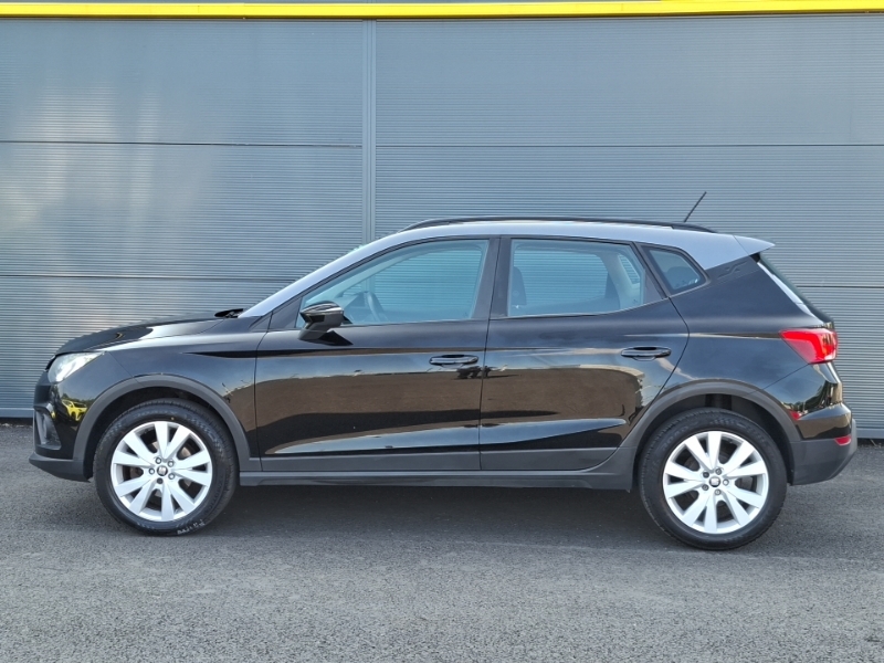 Seat Arona 1.0 Tsi Se Technology Black #4