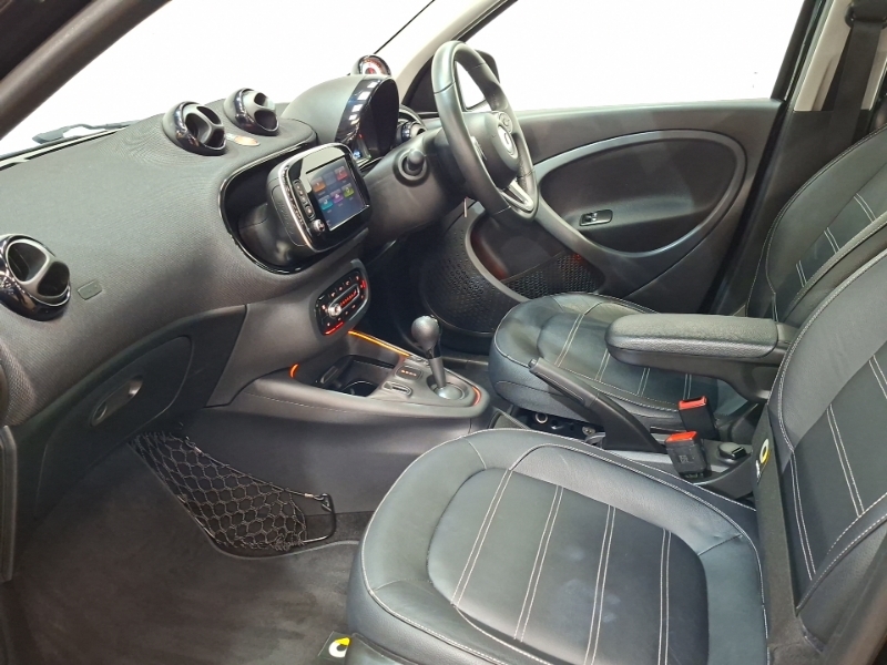 Smart Forfour 60Kw Eq Prime Exclusive 17Kwh 22Kwch Black #5