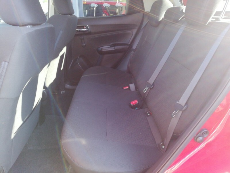 Suzuki Swift 1.2 Dualjet Attitude Red #6