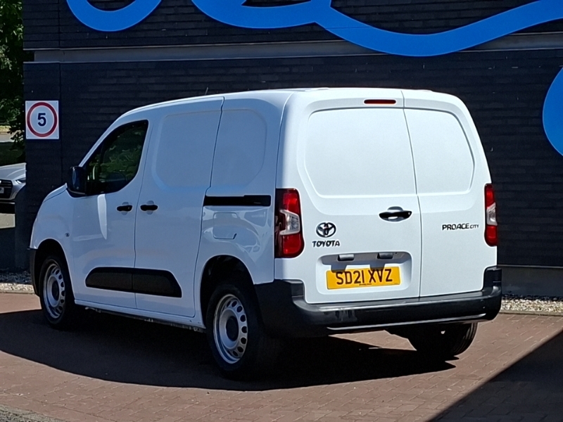 Toyota Proace City 1.5D 100 Active Van White #2