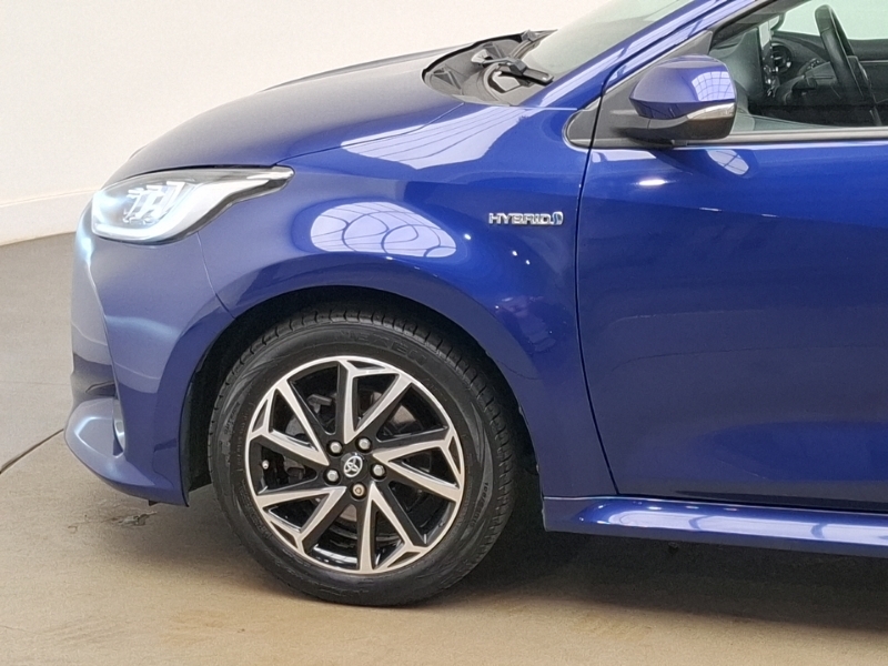 Toyota Yaris Dynamic Grey #19
