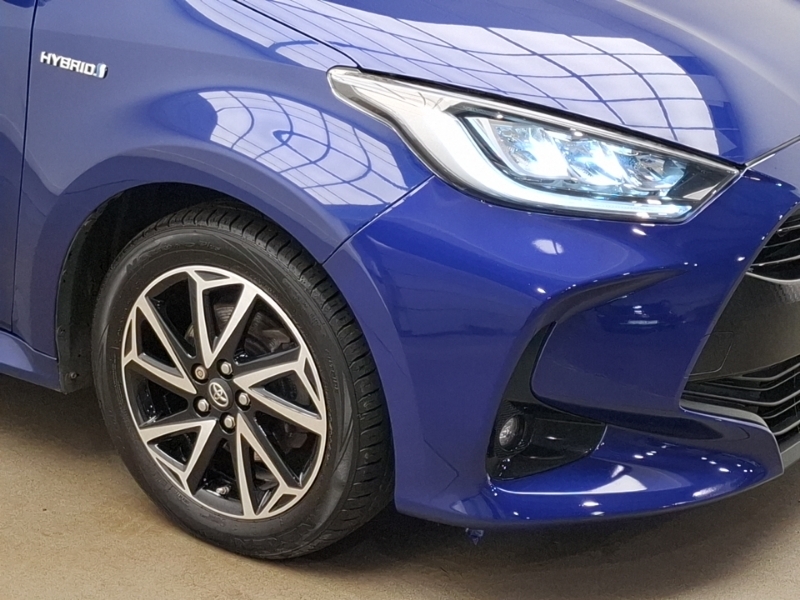 Toyota Yaris Dynamic Grey #20