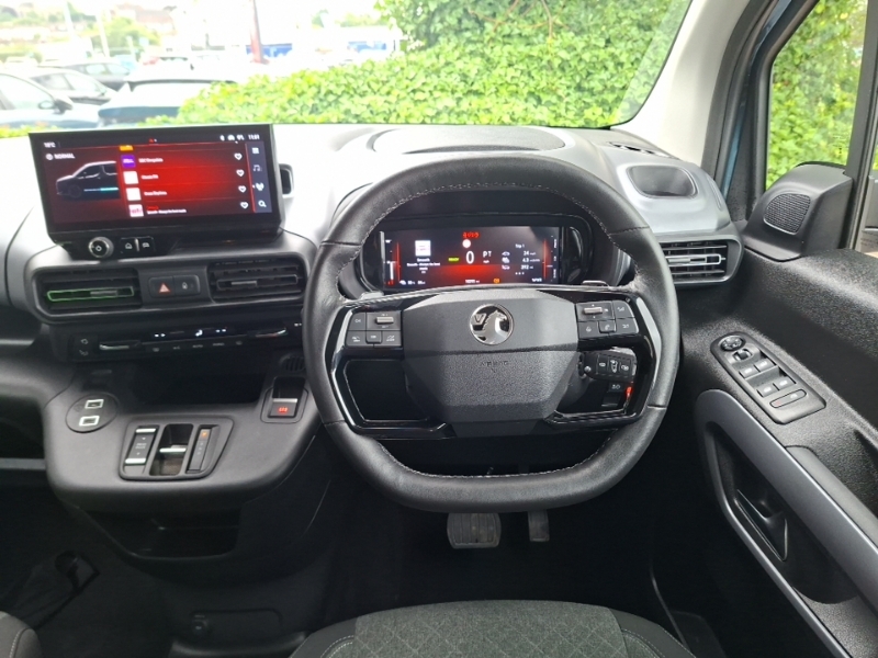 Vauxhall Combo-e Life 52Kwh Ultimate 7.4Kw Charger #8