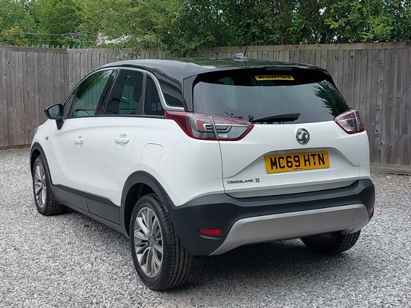 Vauxhall Crossland X 1.2 83 Griffin Start Stop White #2