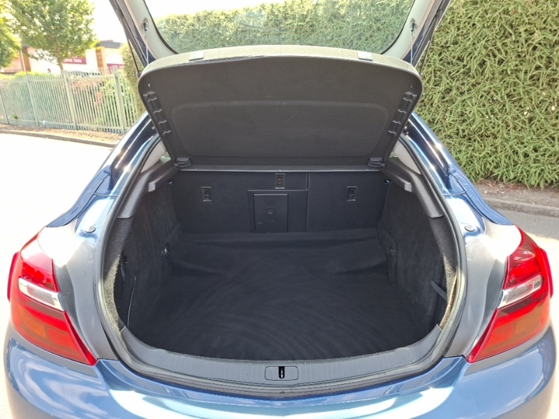 Vauxhall Insignia Hatchback Sri Nav Vx-line Cdti Ecoflex Ss 2015 Black #18