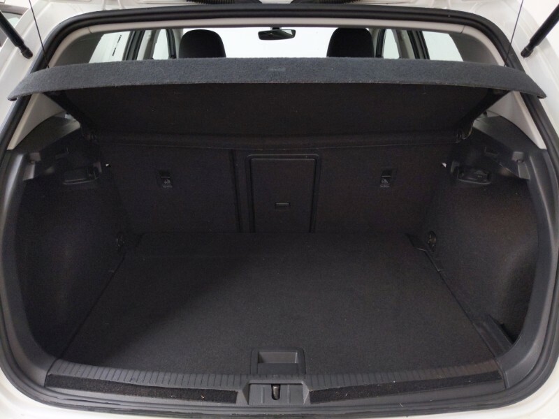 Volkswagen e-Golf 35.8Kwh E-golf Hatchback 136 Ps Grey #8