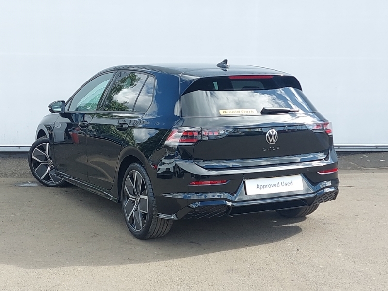 Volkswagen Golf 1.5 Tsi 150 Black Edition Black #2