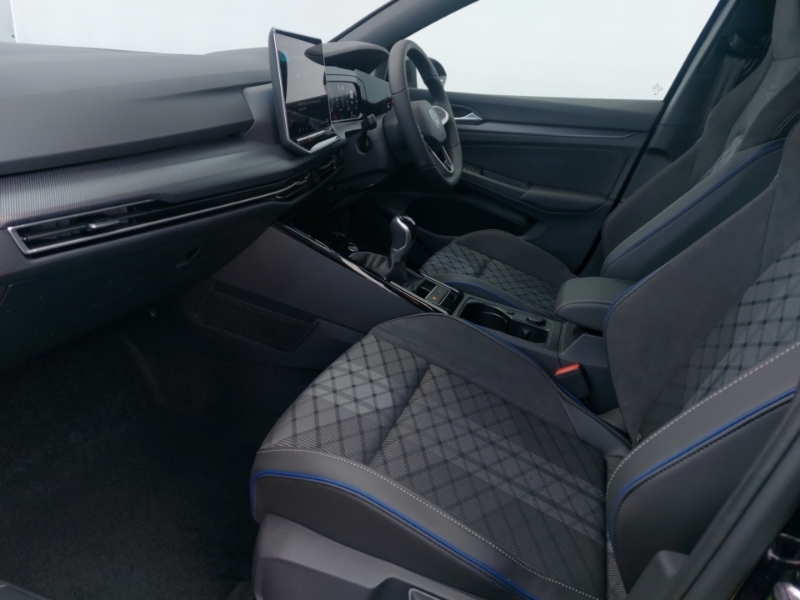 Volkswagen Golf 1.5 Tsi 150 Black Edition Black #5