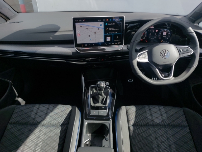 Volkswagen Golf 1.5 Tsi 150 Black Edition Black #3