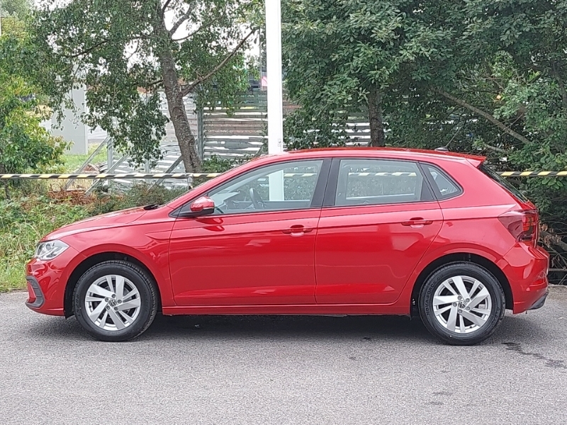 Volkswagen Polo 1.0 Life Red #4
