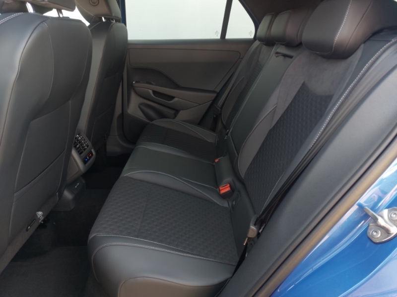 Volkswagen T-Roc 1.5 Etsi 150 R-line Dsg Blue #6