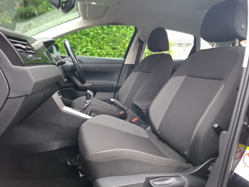 Volkswagen Taigo 1.0 Tsi Life SH23VZG Black #5