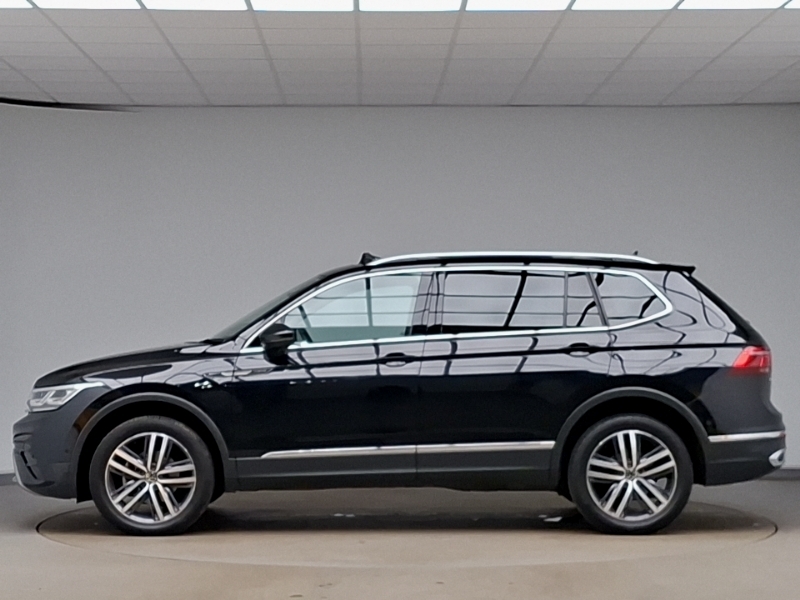 Volkswagen Tiguan Allspace 1.5 Tsi Elegance Dsg GF74UFS Black #4