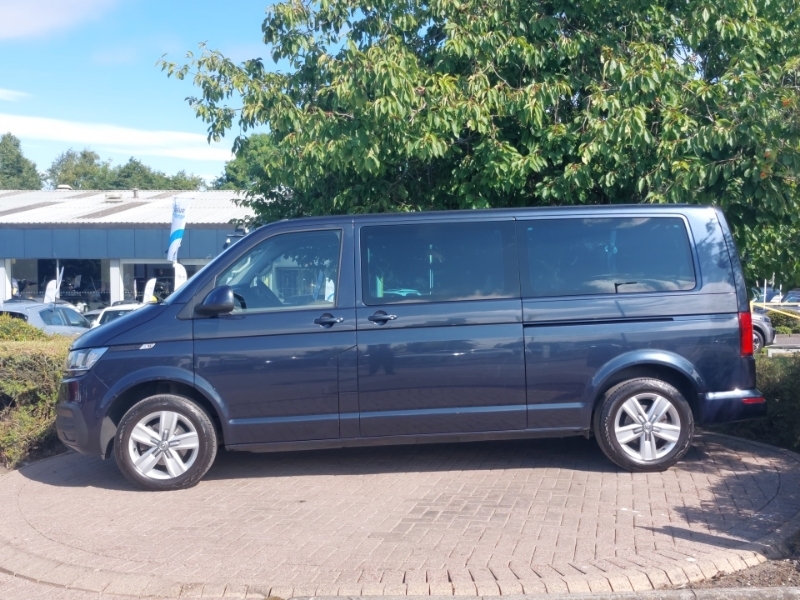 Volkswagen Transporter Shuttle 2.0 Tdi 150Ps Se Minibus Dsg Blue #4