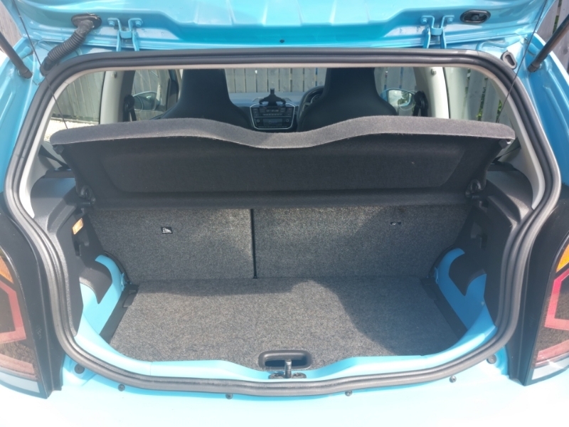 Volkswagen Up 1.0 Move Up White #18