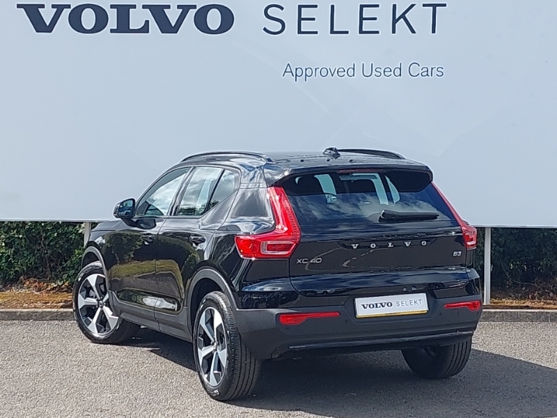 Volvo XC40 2.0 B3p Plus Dark Black #2