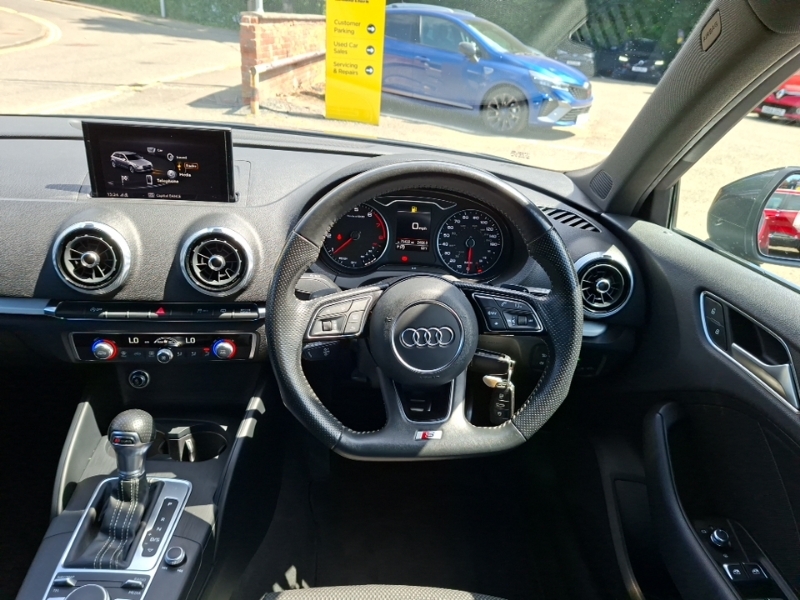 Audi A3 1.5 Tfsi Black Edition S Tronic 2018 Grey #8