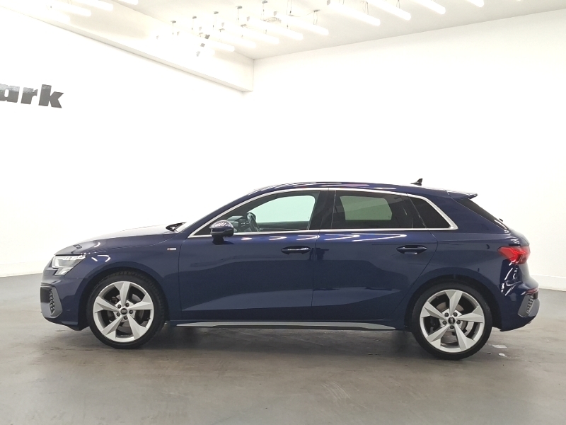 Audi A3 35 Tfsi S Line GV73LLC Blue #4