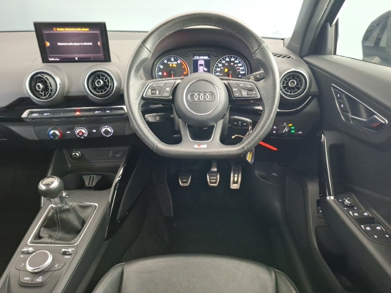 Audi Q2 35 Tfsi S Line S Tronic Grey #8