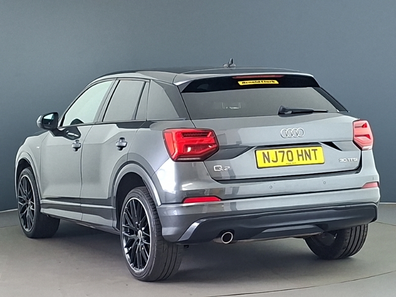 Audi Q2 30 Tfsi Black Edition Grey #2