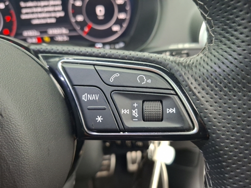 Audi Q2 S Line 35 Tfsi 150 Ps 6-Speed Grey #12