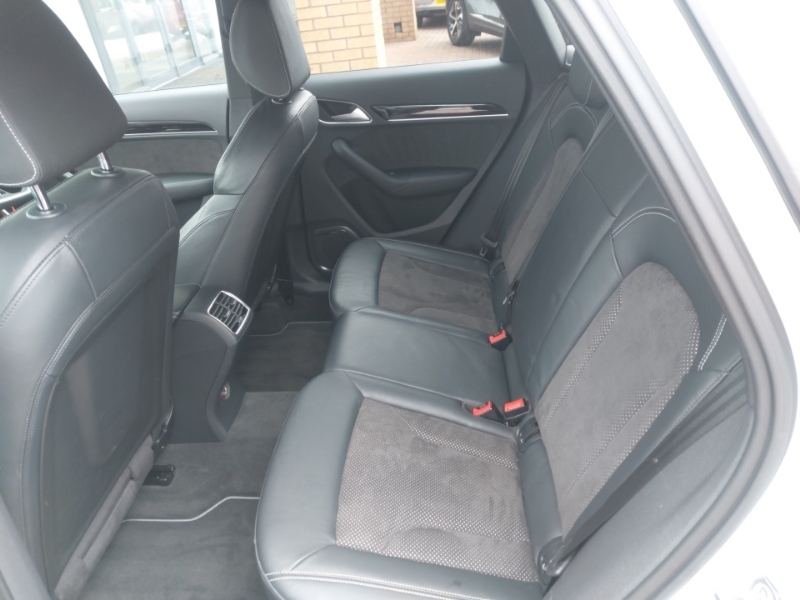 Audi Q3 2.0 Tdi 184 Quattro Black Edition S Tronic White #6