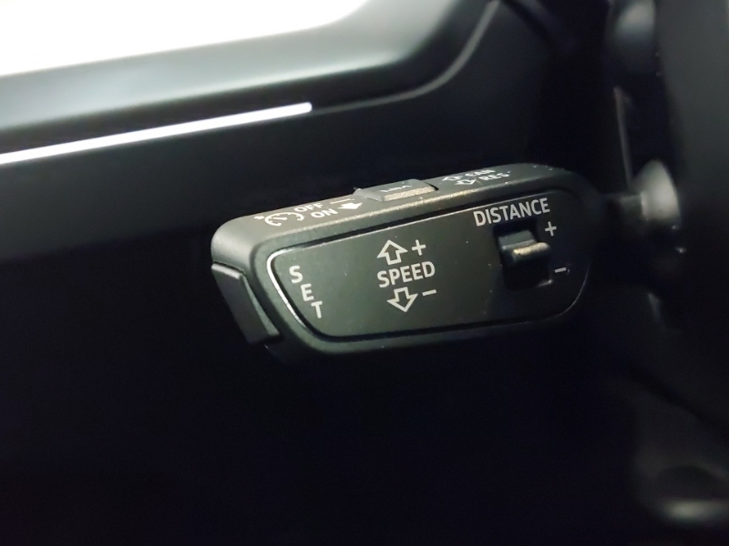 Audi Q4 E Tron 210Kw 45 82Kwh Black Edition Purple #17