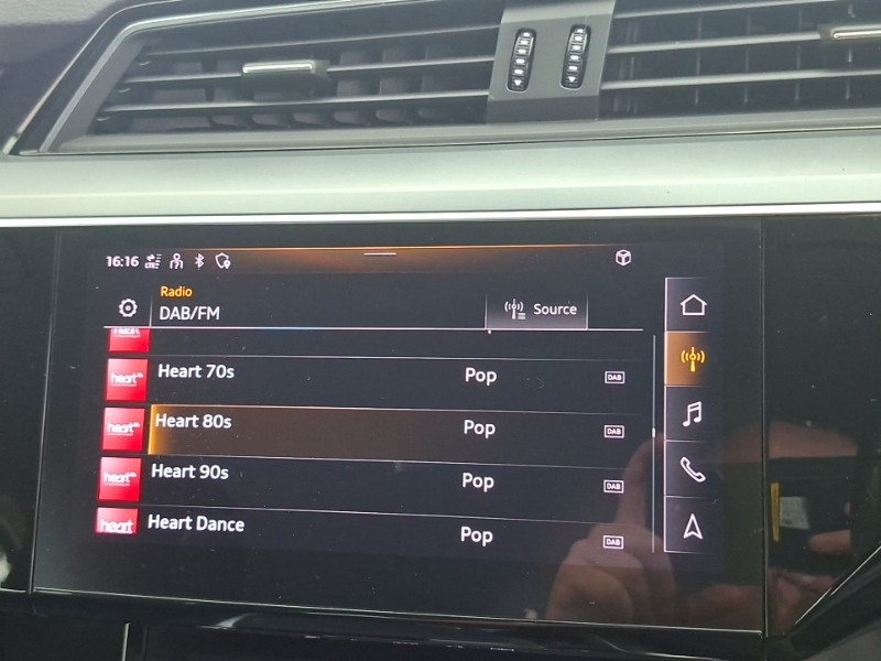 Audi Q8 e tron Audi Q8 Sportback Black Edition 55 E-tron Quattro White #11