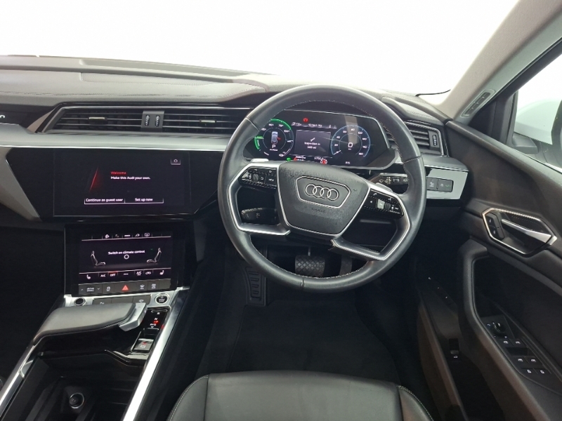 Audi Q8 e tron Audi Q8 Sportback Black Edition 55 E-tron Quattro White #8