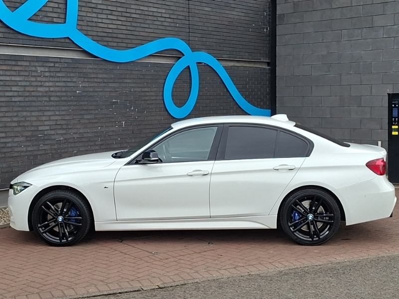 BMW 3 Series 320I M Sport Shadow Edition Step White #4