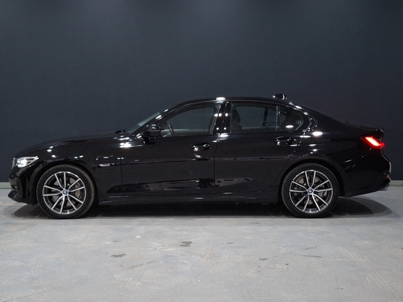 BMW 3 Series 330E Sport Pro Step Black #4