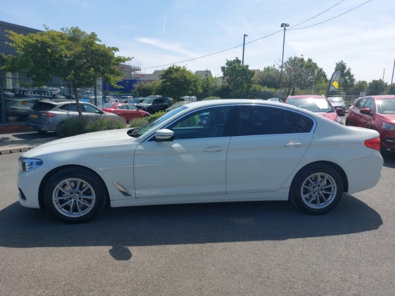 BMW 5 Series 520I Se White #4