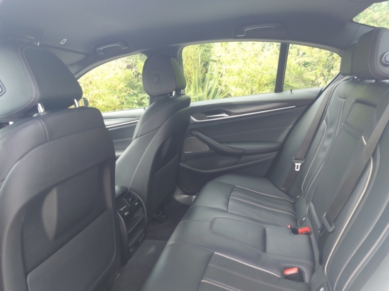 BMW 5 Series 530E M Sport White #6
